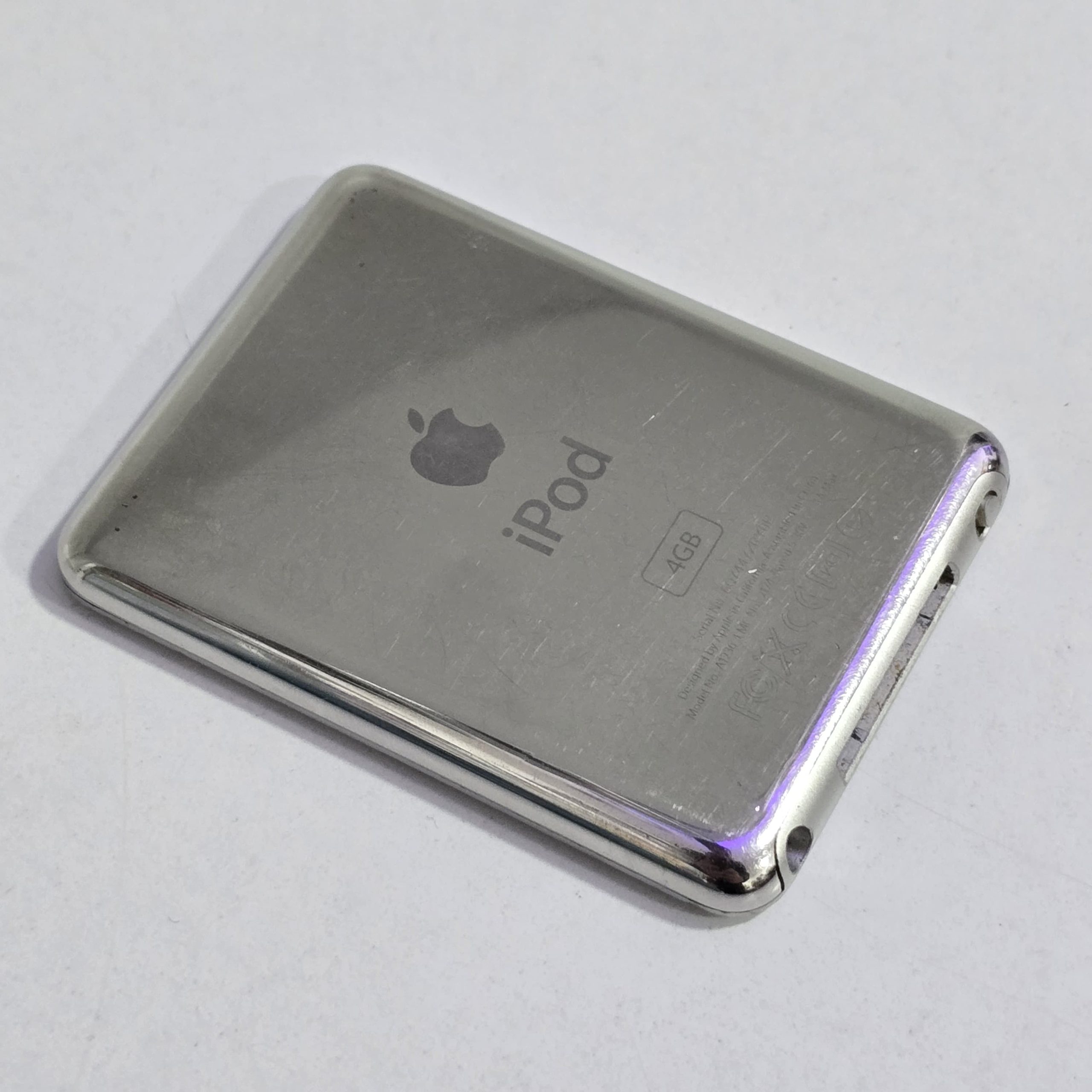 IPOD APPLE A1236 EMC 4GB - Figura 3