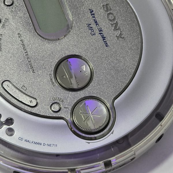 WALKMAN CD SONY D-NE711 - Figura 3