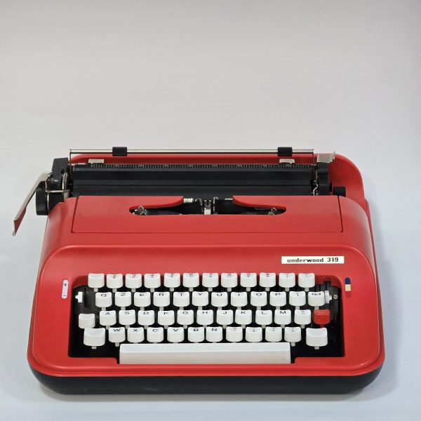 UNDERWOOD 319 1970
