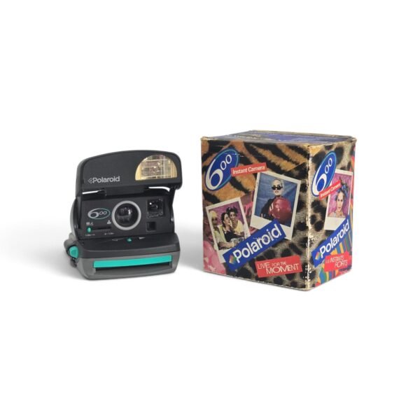Polaroid 600 Instant Camera – Tested & Working – Original Box