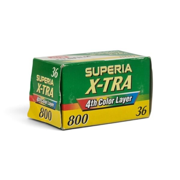 Fujifilm Superia X-TRA 800 135-36 – Expired 2002